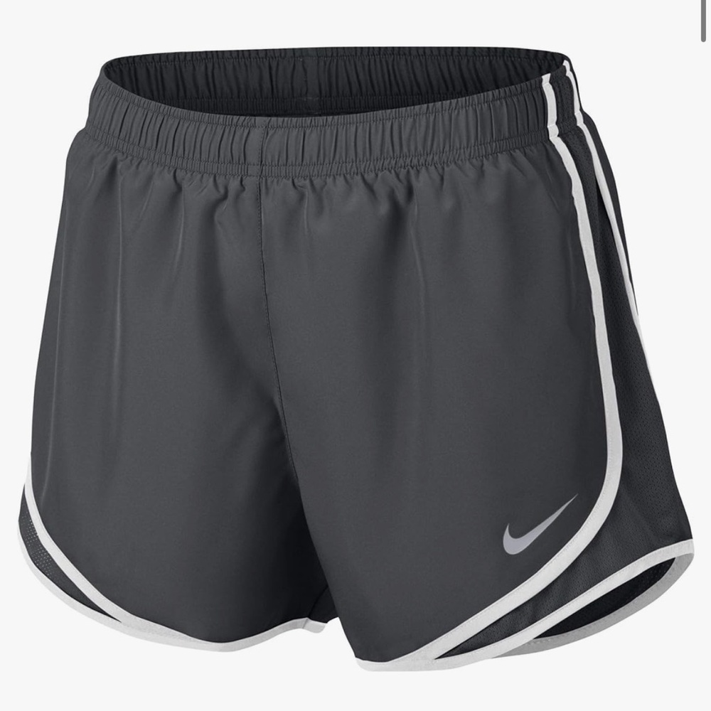 dark grey nike shorts